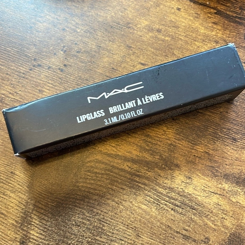 MAC Lipglass New Galaxy